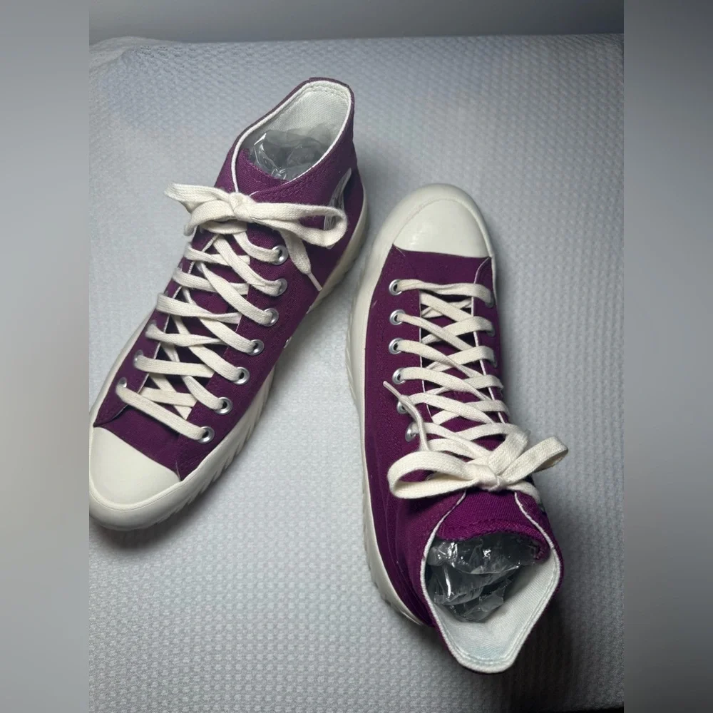 Converse Run Star Hike High Top Sneakers — Purple / White Unisex - Picture 3 of 5